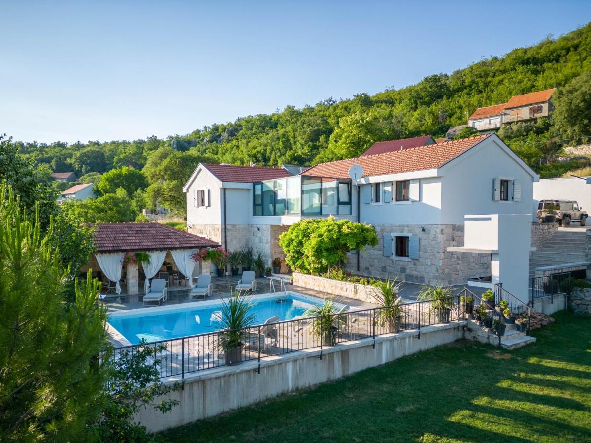 Krolo Villa&Wine Trilj Bagian luar foto